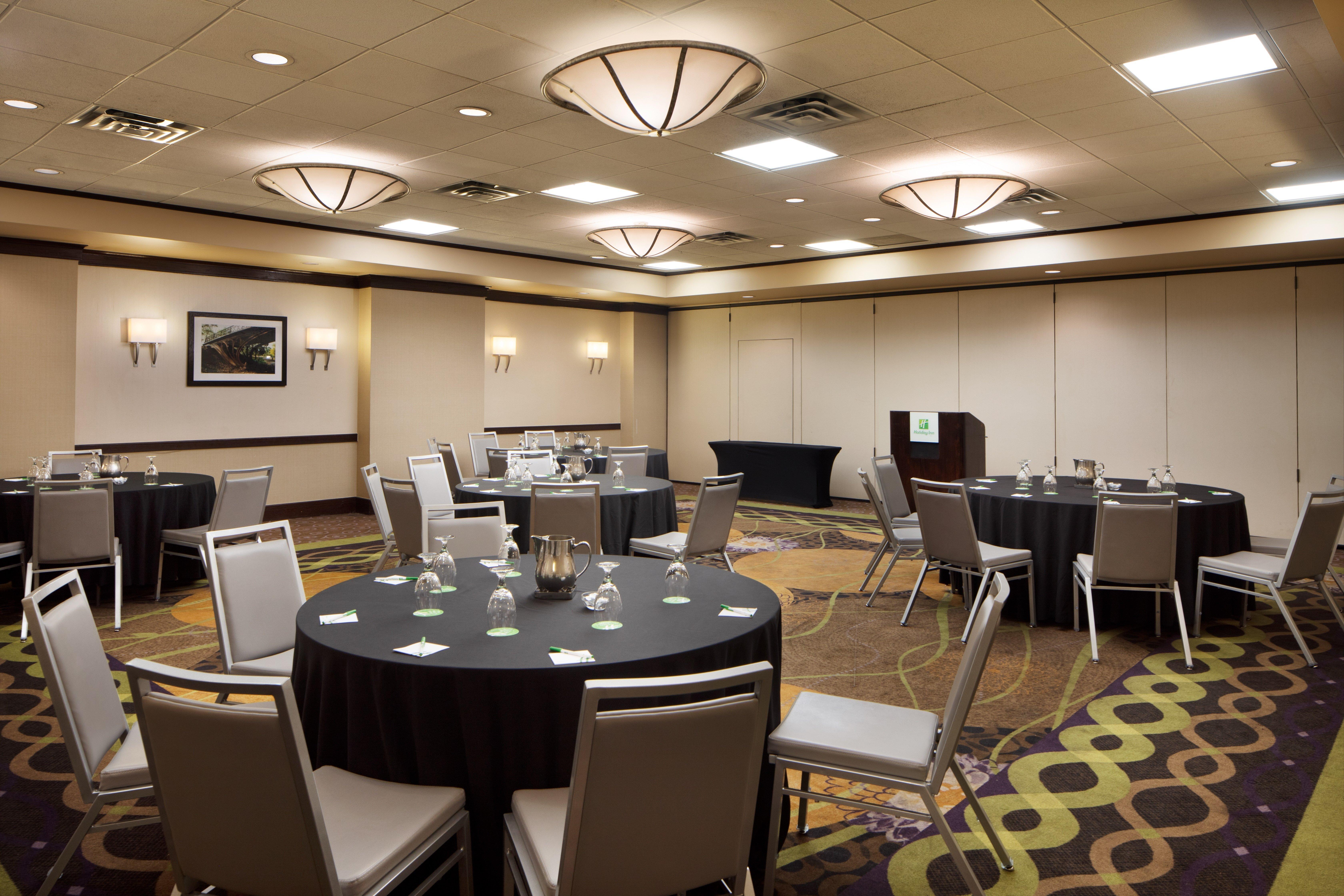Holiday Inn Clark - Newark By Ihg Exterior foto